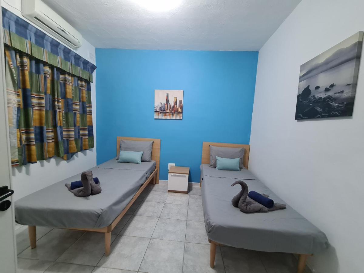 Spacious Seafront Apt Next To Sliema-Valeta Ferry Exterior foto